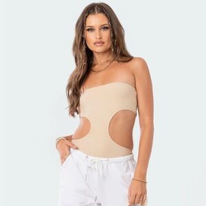 Vivie Ribbed Cut-Out Bodysuit